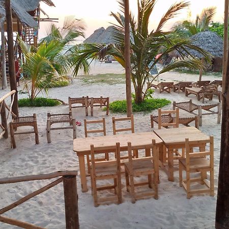 Ndiro Beach House Kendwa Exterior foto