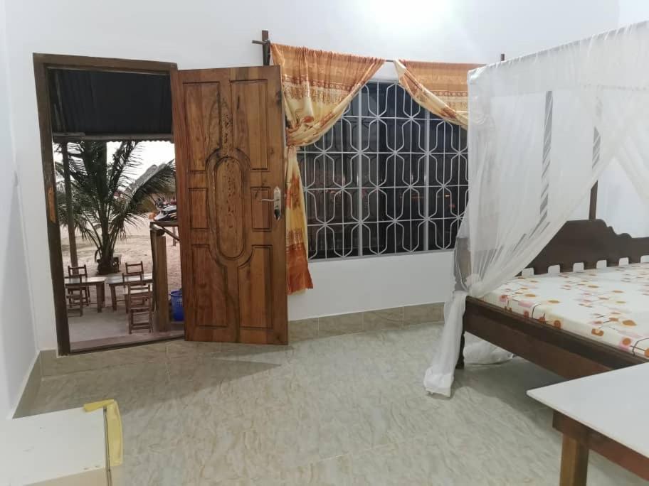 Ndiro Beach House Kendwa Exterior foto