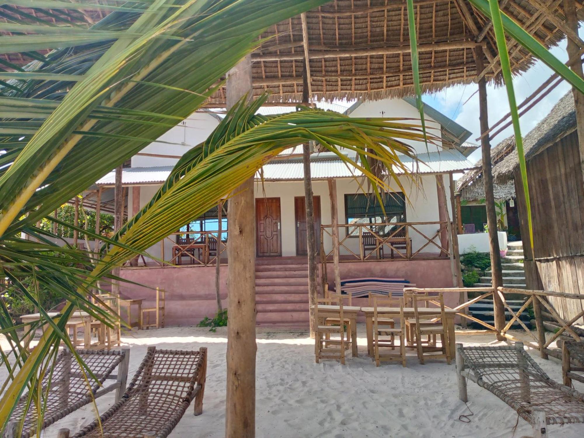 Ndiro Beach House Kendwa Exterior foto